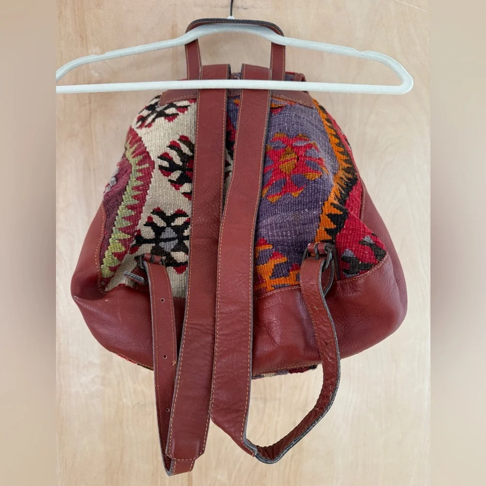 Vintage Wool Patterned Women's Backpack - Picture 6 of 14